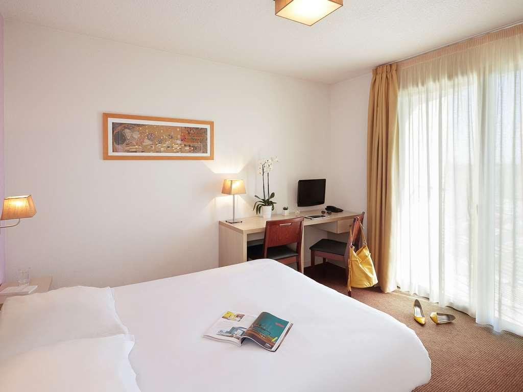 Aparthotel Adagio Access Avignon Quarto foto